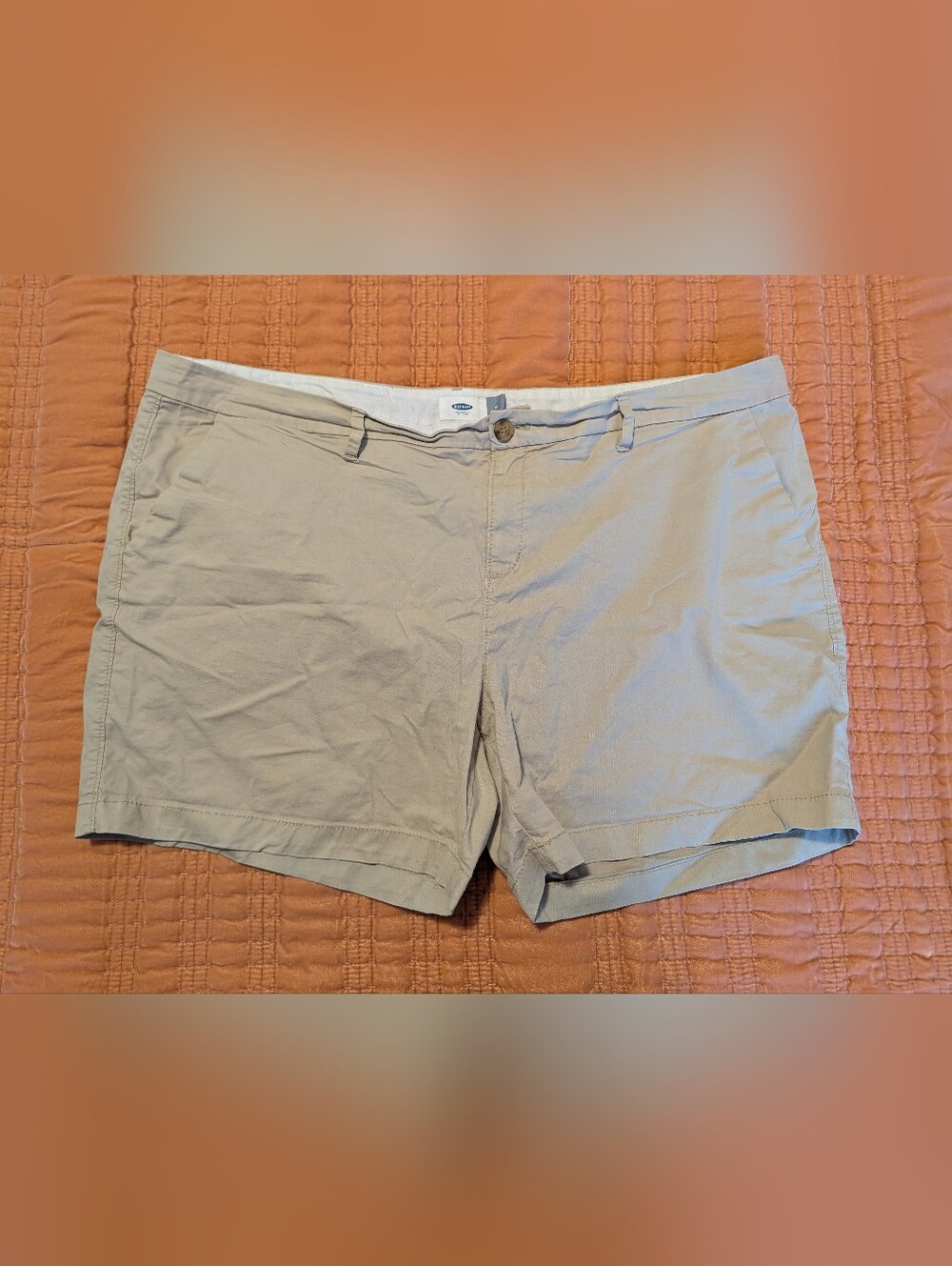 Classic Men's Khaki Cotton Shorts